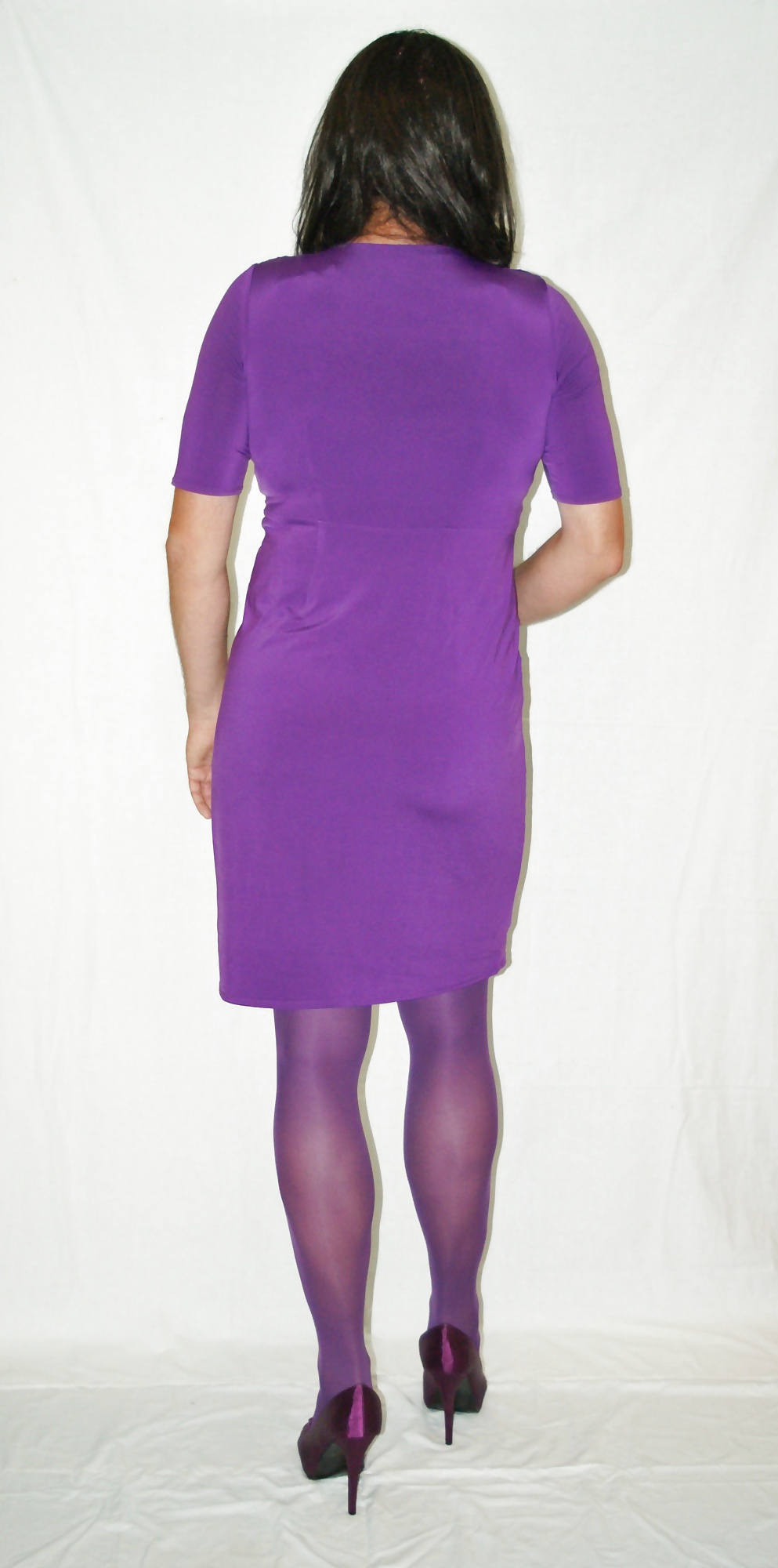 Violetten Kleid Und Strumpfhosen #41059939