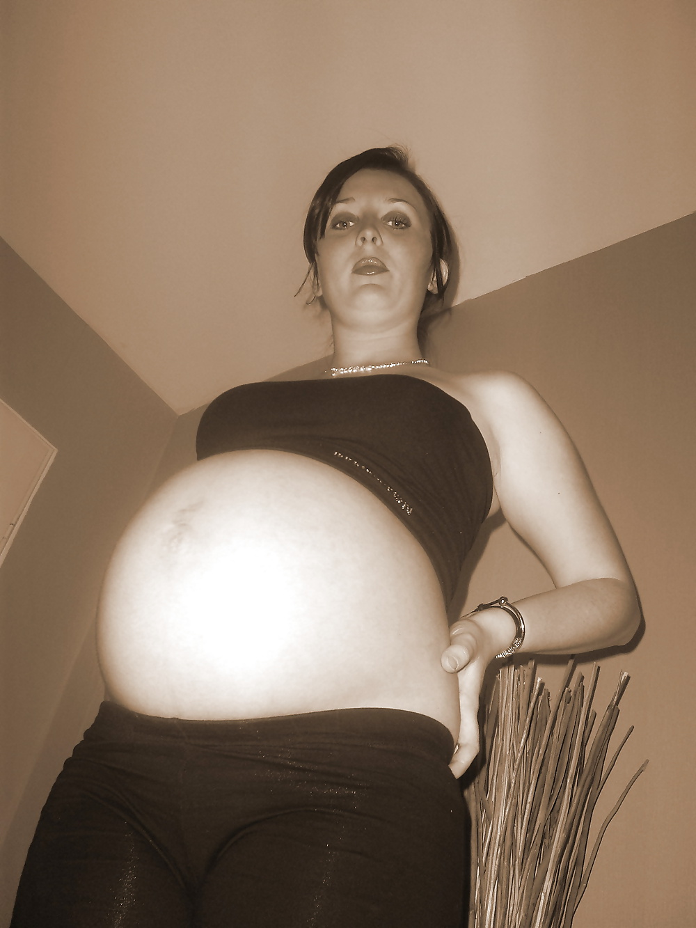 Vanessa b enceinte - pregnant 4
 #33216115