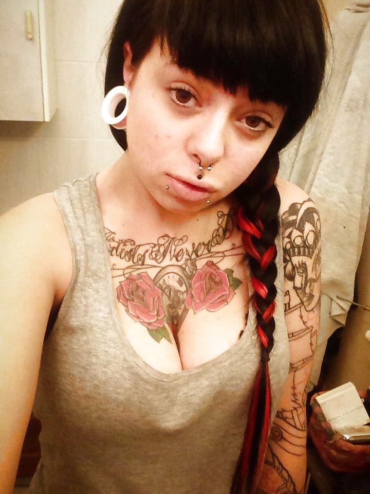 Cecilia Pascal #32561501