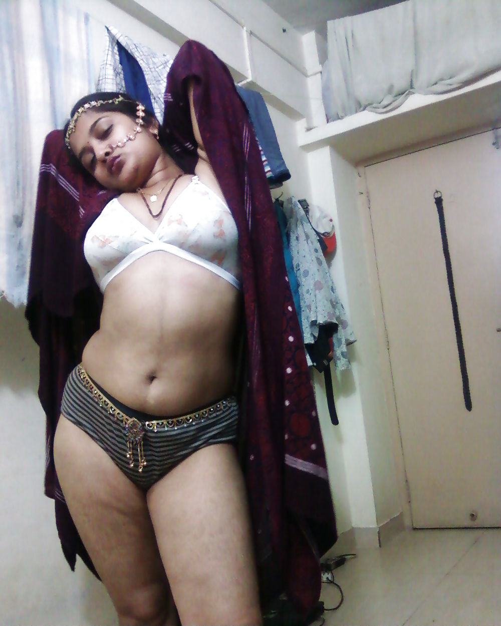 Moglie indiana mangla - set porno indiano desi 9.6
 #32288067