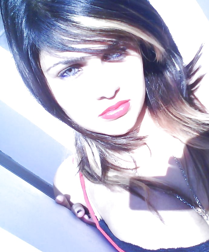 Jóvenes calientes 
 #28205880