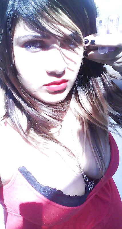 Jóvenes calientes 
 #28205885