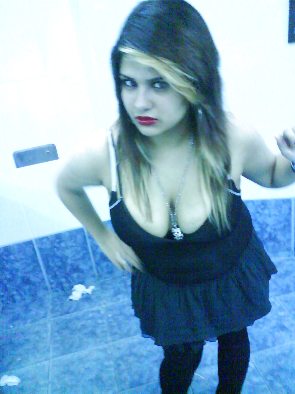 Jóvenes calientes 
 #28205923