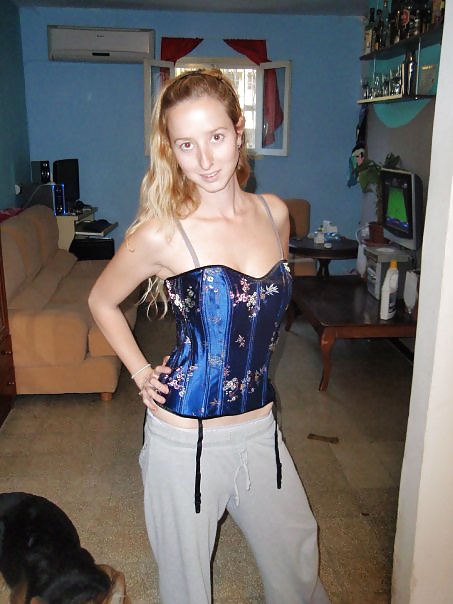 Jóvenes calientes 
 #28205987