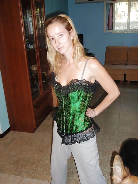 Jóvenes calientes 
 #28205992