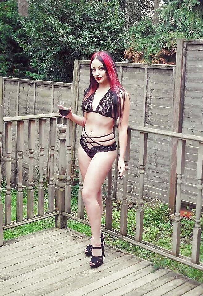 Dani Divine #39945300