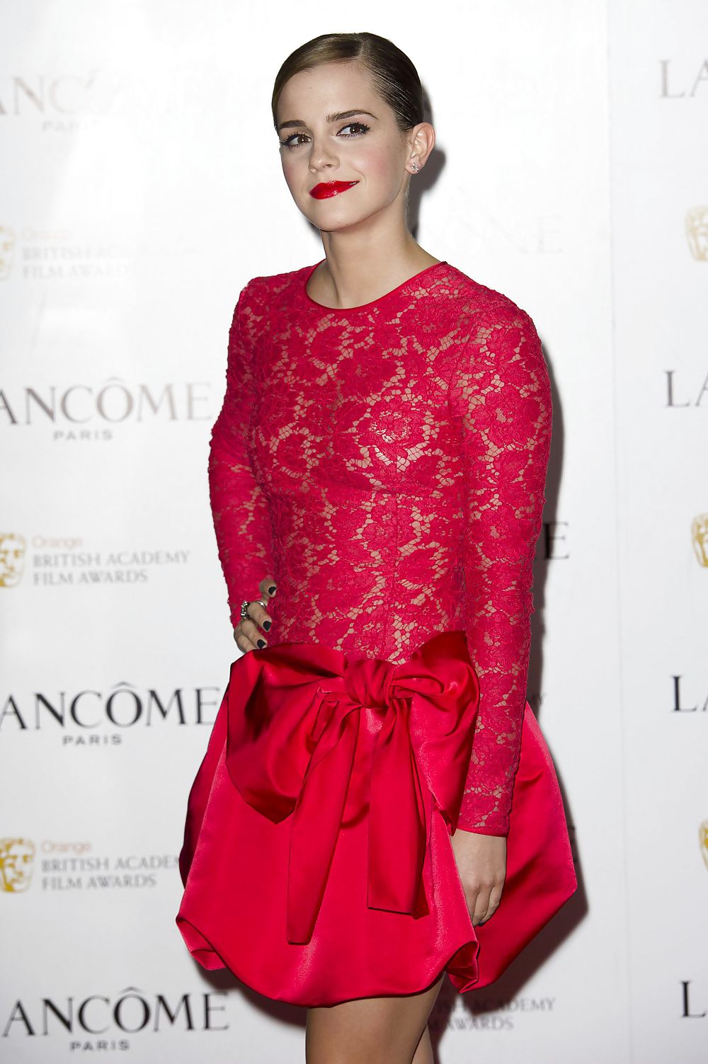 Emma Watson Sexy Roten Kleid #33463985