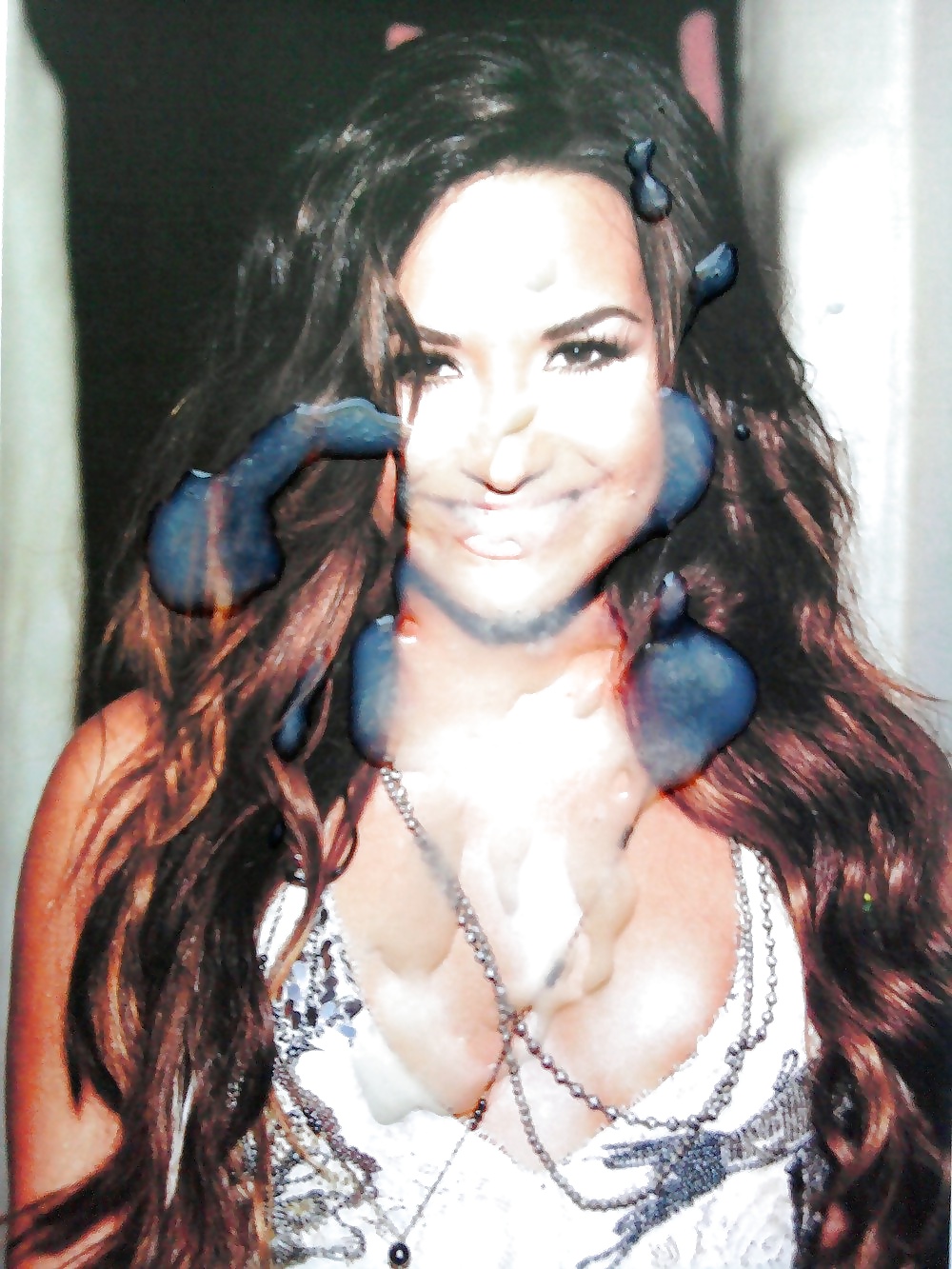 Demi Lovato  #36113727