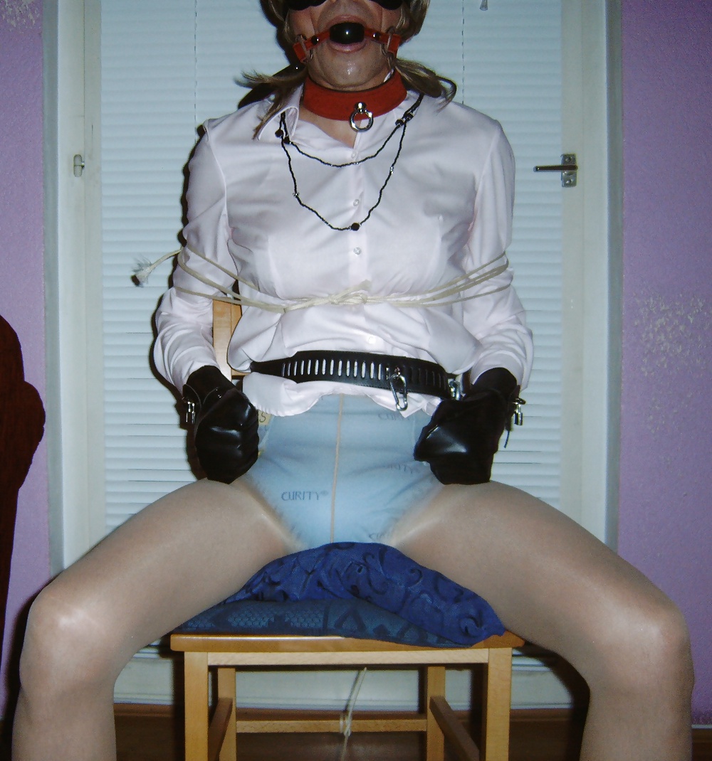 Gepamperte Sissy sucht resolute Erziehung! #30387164