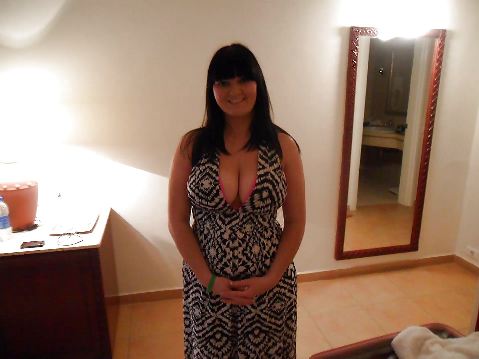 Die Hure Mit Massiven Fickbar Titten Leanne #40586441