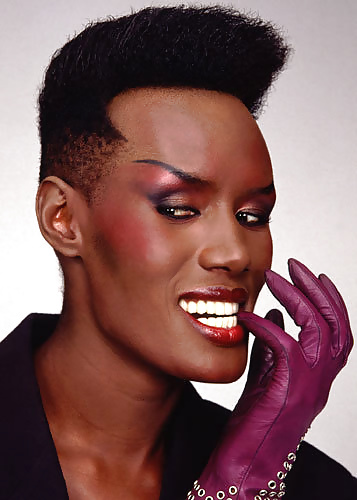 Grace Jones Jetzt #30892013