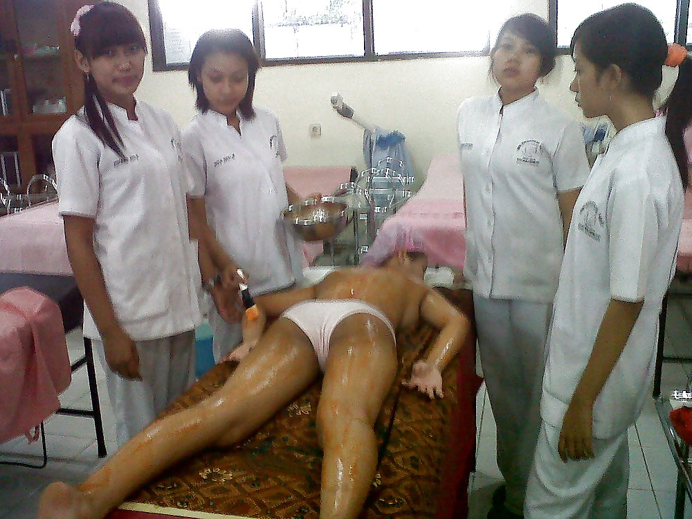 Masseuse school ( kursus tukang urut) #36208562