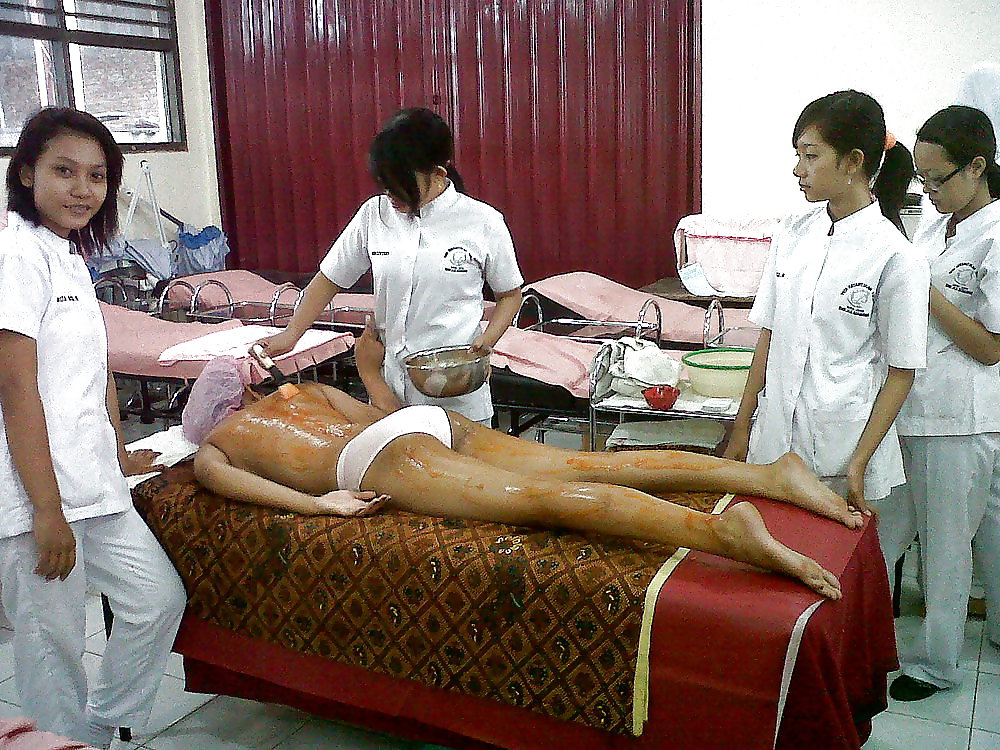 Masseuse school ( kursus tukang urut) #36208565