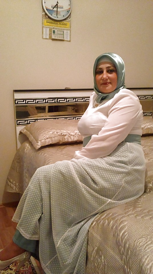 Turbanli hijab arabo turco asiatico afet
 #23970988