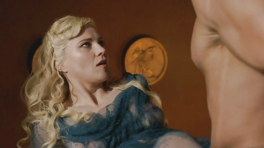 LUCY LAWLESS  -- LUCRETIA from SPARTACUS #33828890
