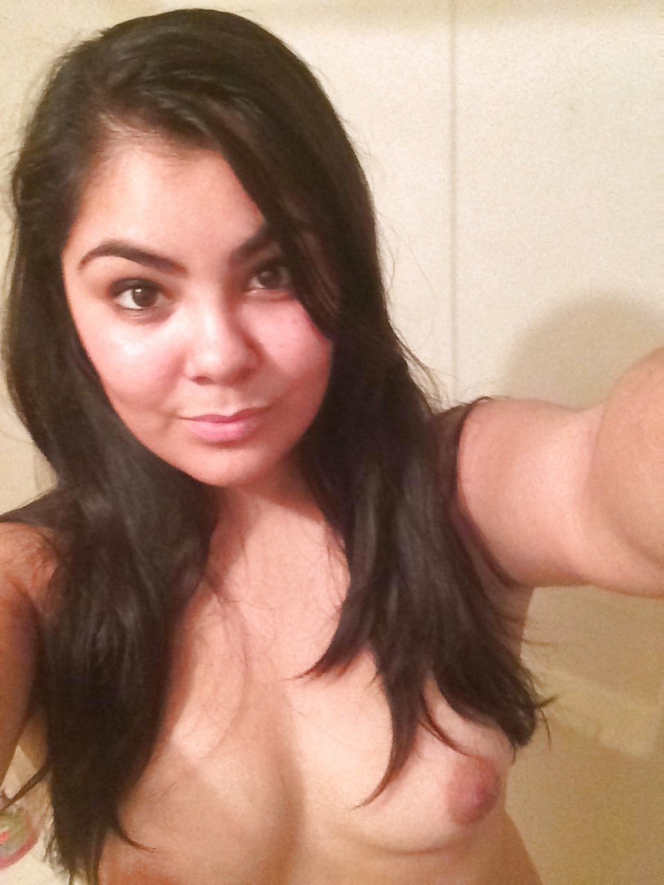 Teen selfie slut
 #41040335