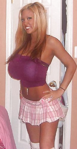 Huge Amateur Tits in Tight Tops #38768602