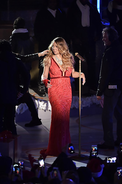 Mariah Carey at Rockefeller Christmas #39021119
