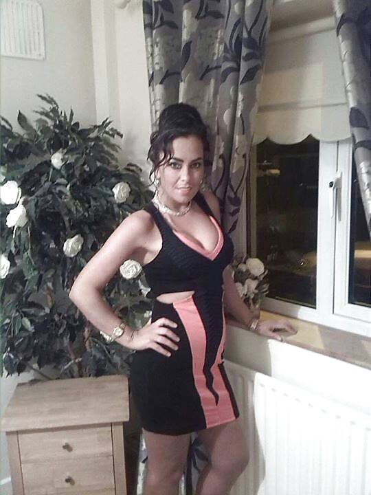 淫らな女
 #40406277