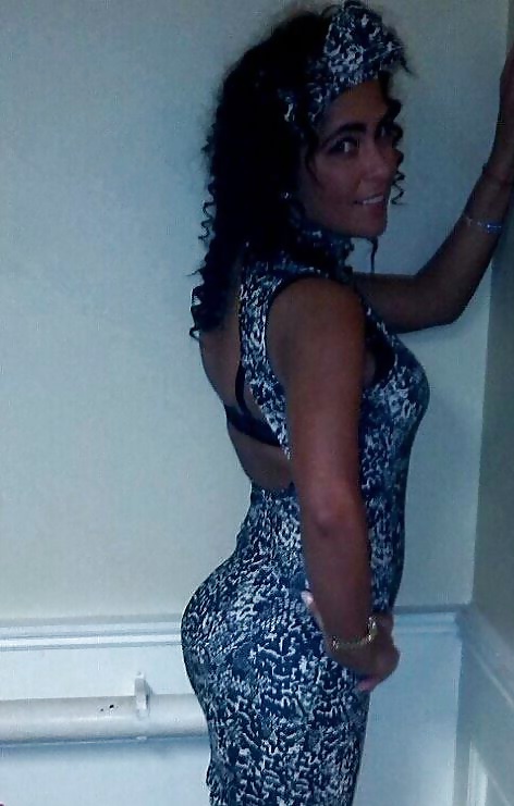 淫らな女
 #40406291