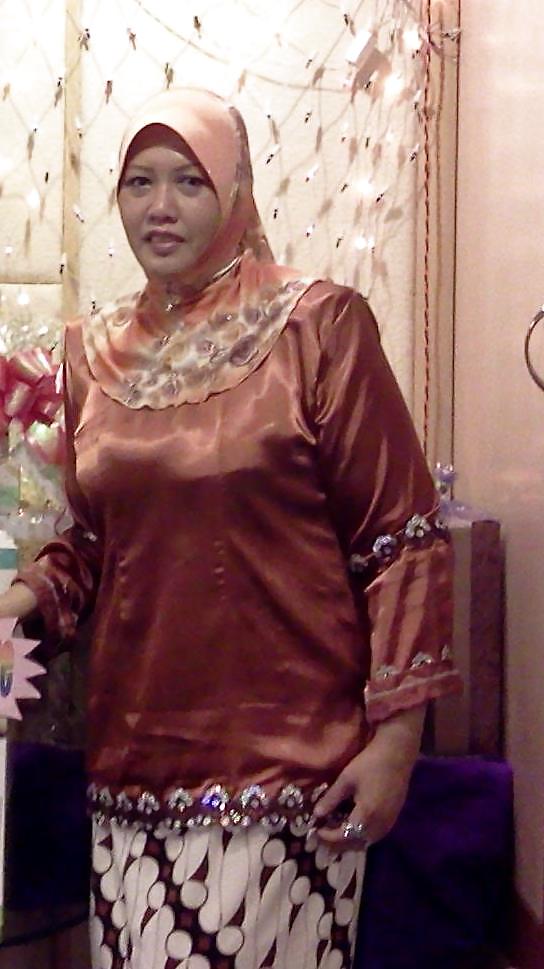 Malay Femme Une #35848507