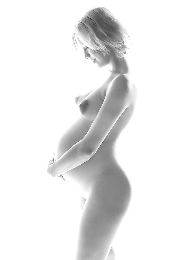 Pregnant - Sensualite des courbes #26680950