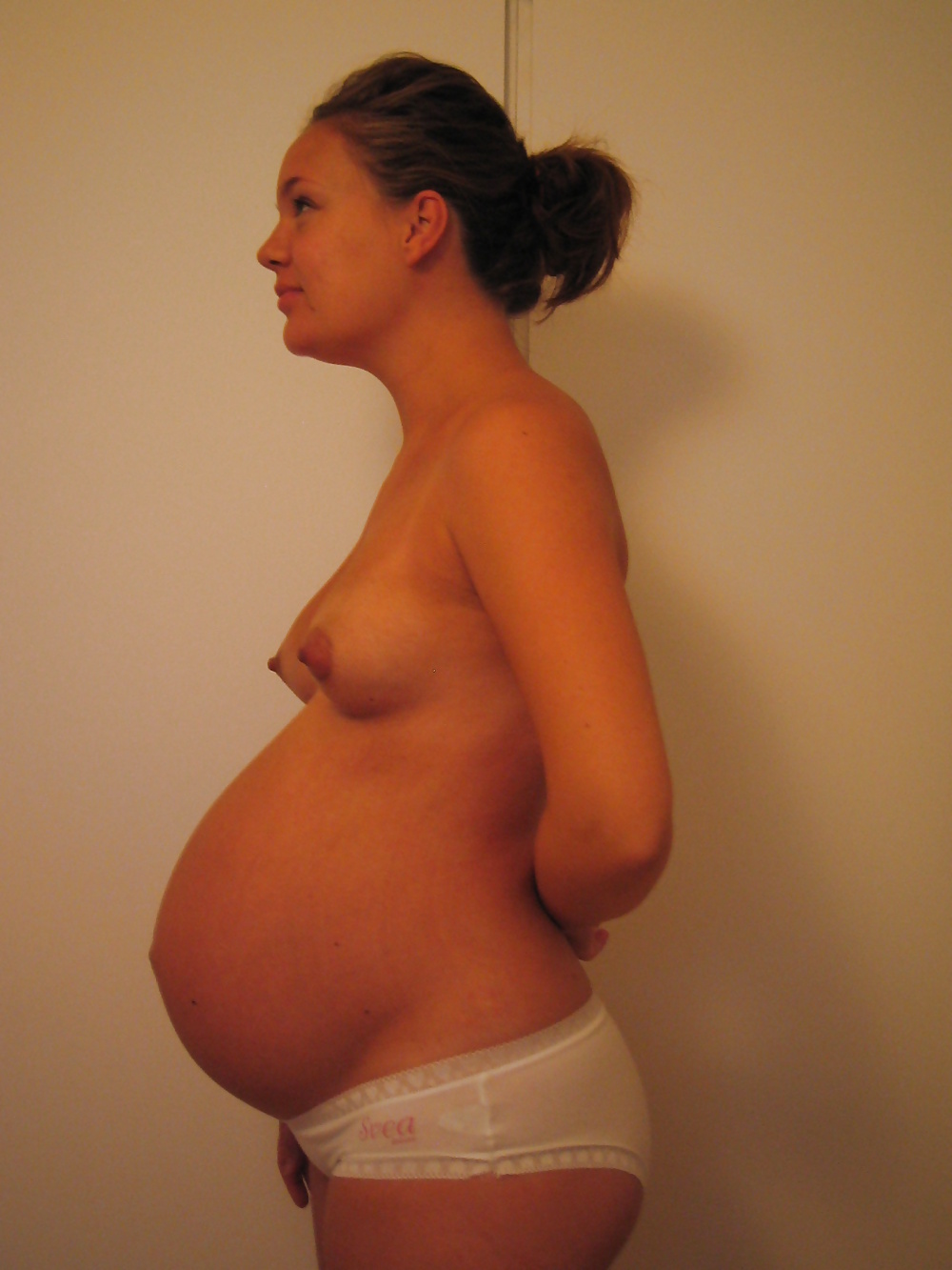 Pregnant - Sensualite Des Courbes #26681147