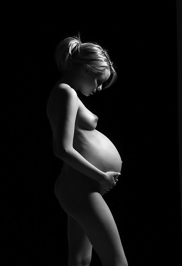 Pregnant - Sensualite Des Courbes #26681254