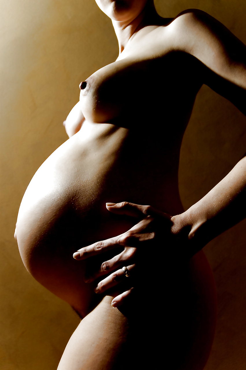 Pregnant - Sensualite Des Courbes #26681291