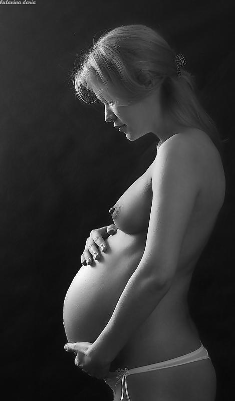 Pregnant - Sensualite Des Courbes #26681545