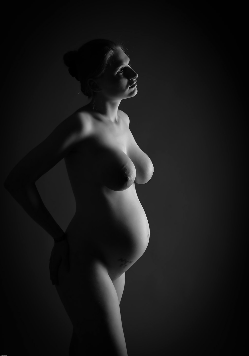 Pregnant - Sensualite Des Courbes #26682782