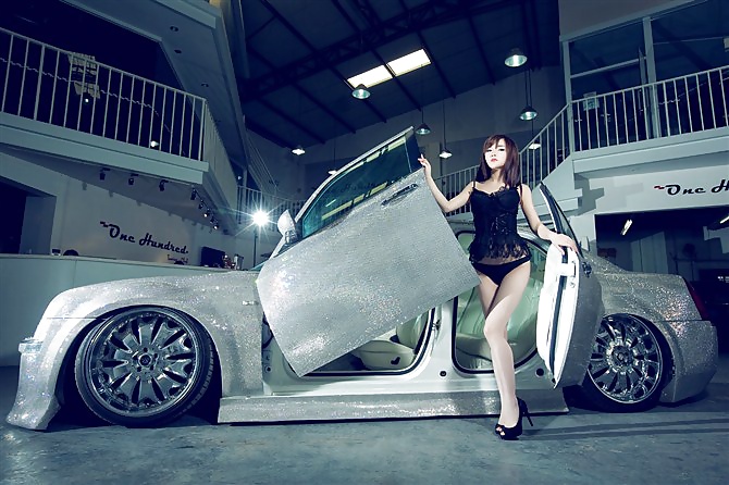 Han Zi Xuan (posing on car) #27783947