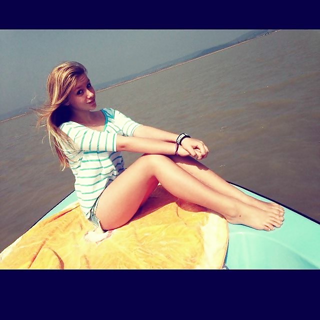 Facebook girl #8
 #34066379