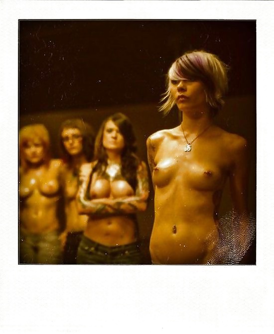 Tetas calientes
 #25822261