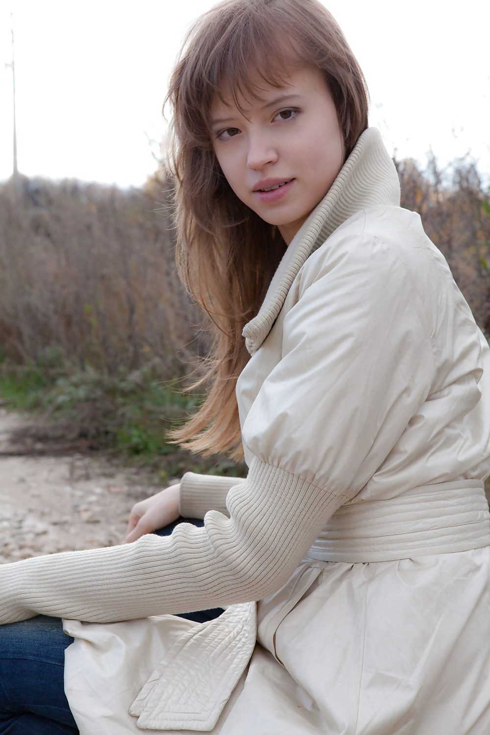 Kitana teenager russa magra a - stiletto
 #35896580