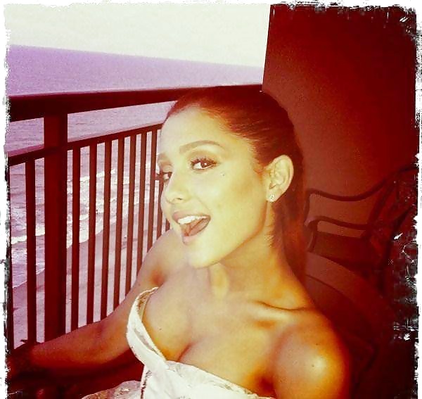 Ariana Grande #32553734