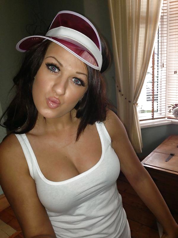 Dolled up Chavs 5 (comment) #32743580