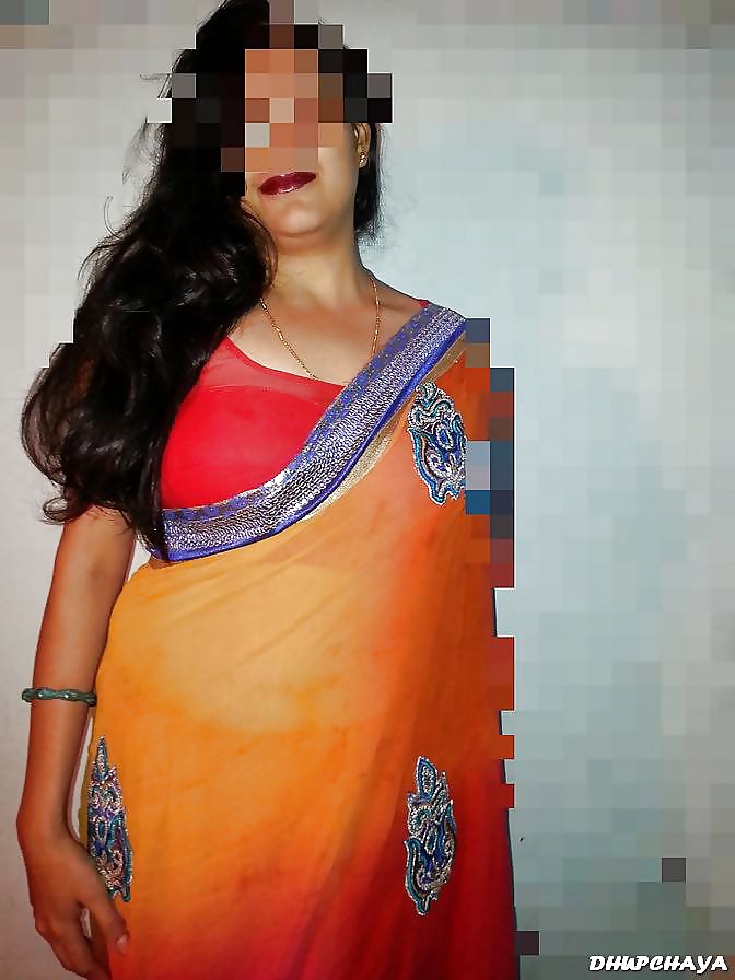 Desi super hot bhabhi show her sexy assets
 #26981897