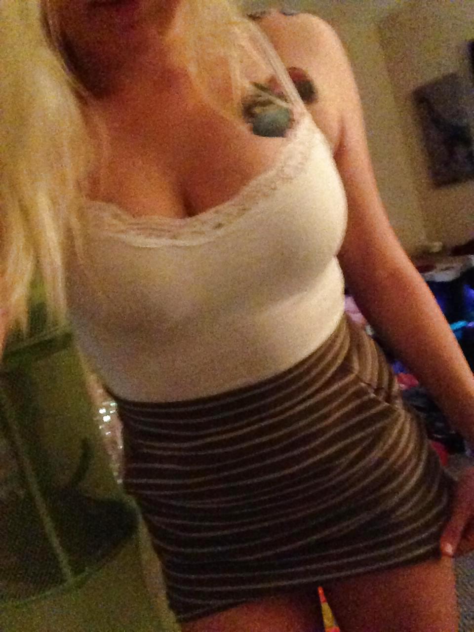 Me vicky
 #23099612