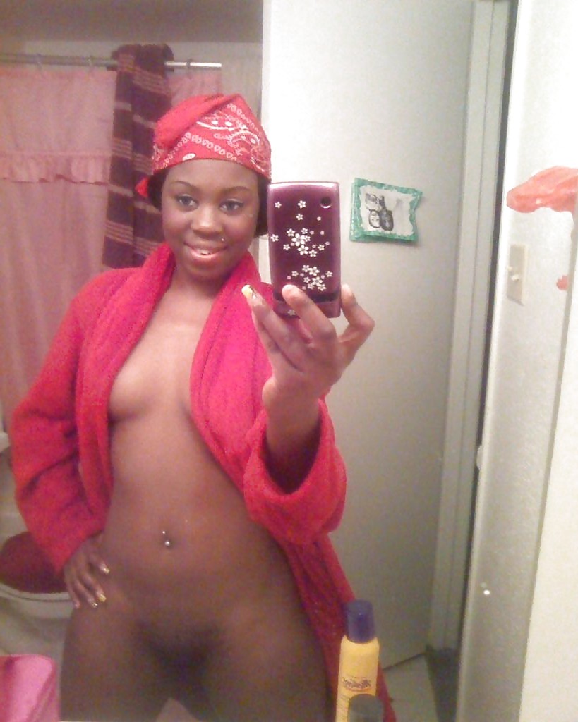 El mejor selfshot negro de ébano de todos los tiempos!! sobre todo tetas caídas gordas
 #26193644