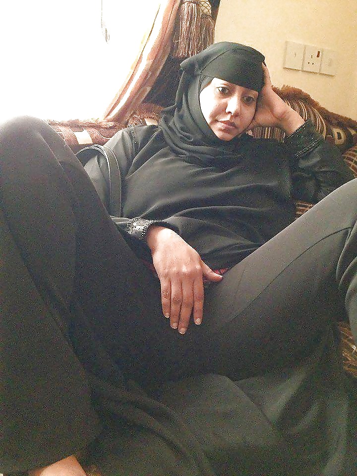 Porno de mezcla árabe
 #34511974