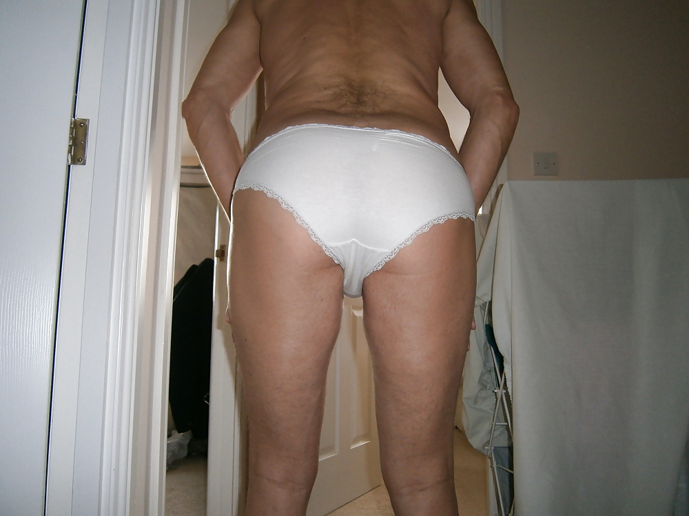 Marie's white cotton knickers
 #40993142