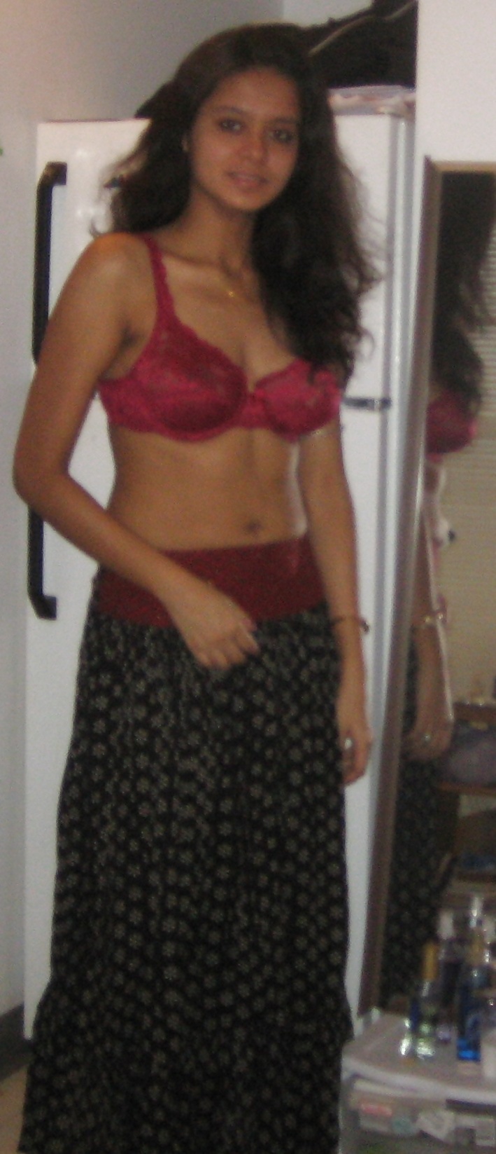 Desi Girl Nude and Sexy