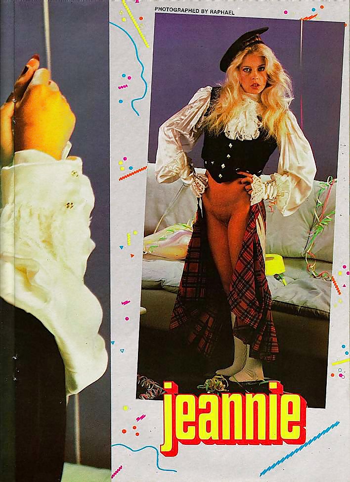 Levantadores de falda
 #29634437