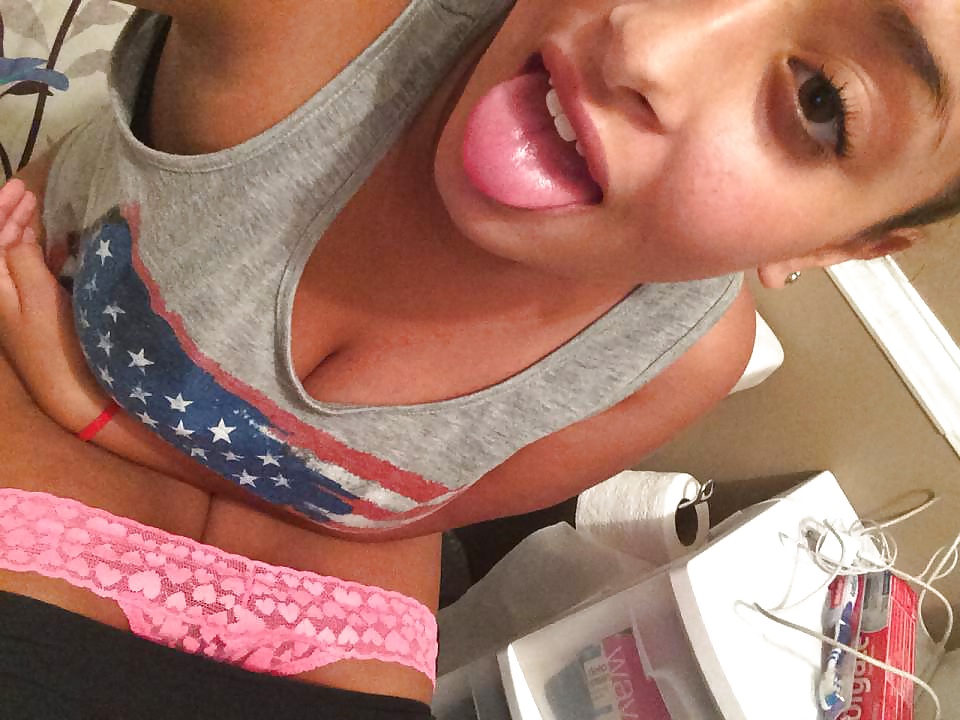 Dianis is Gorgeous #40960780