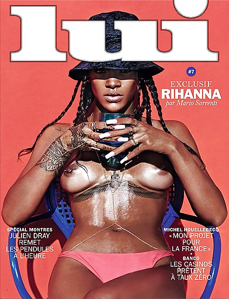 Rihanna Show Tits #34524529