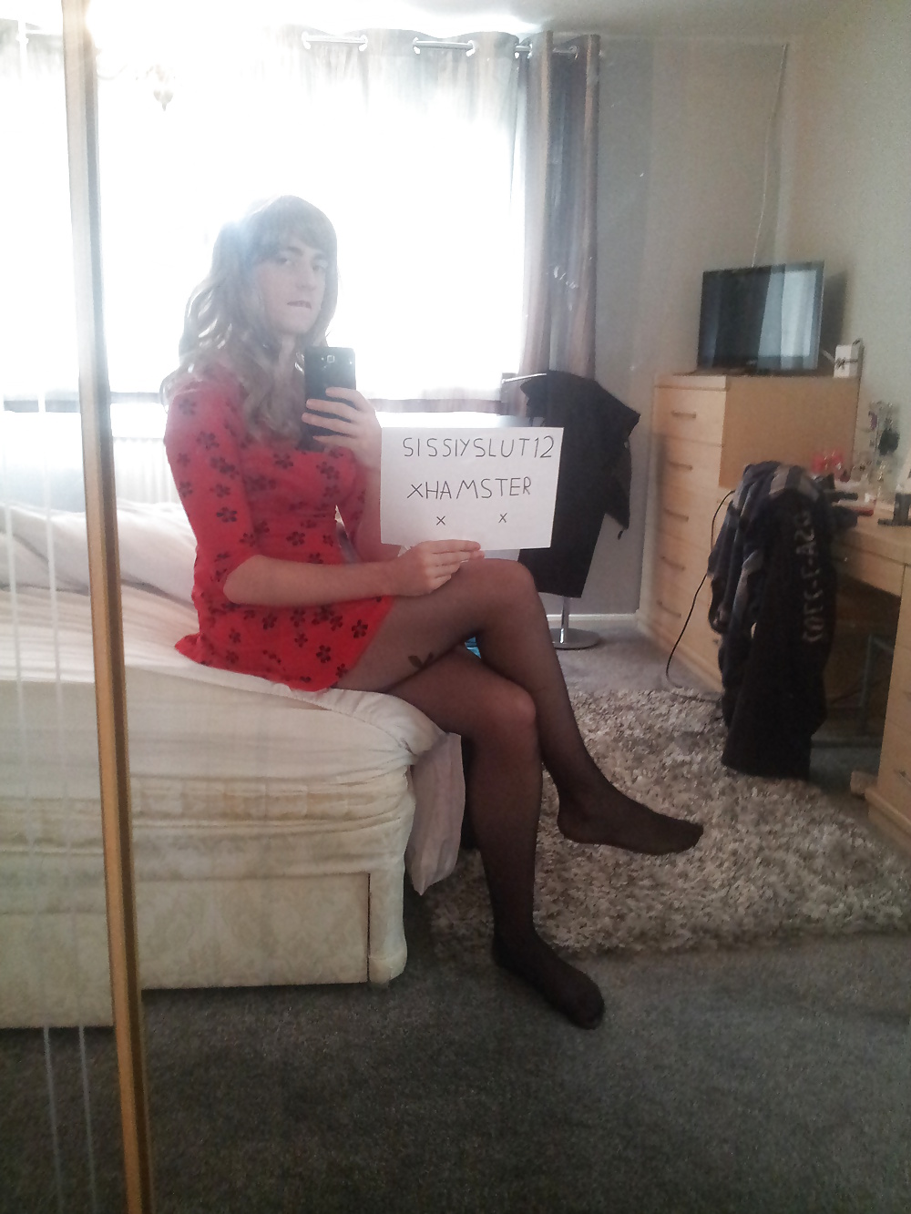 Bored! why not take a few photos :P #26125772