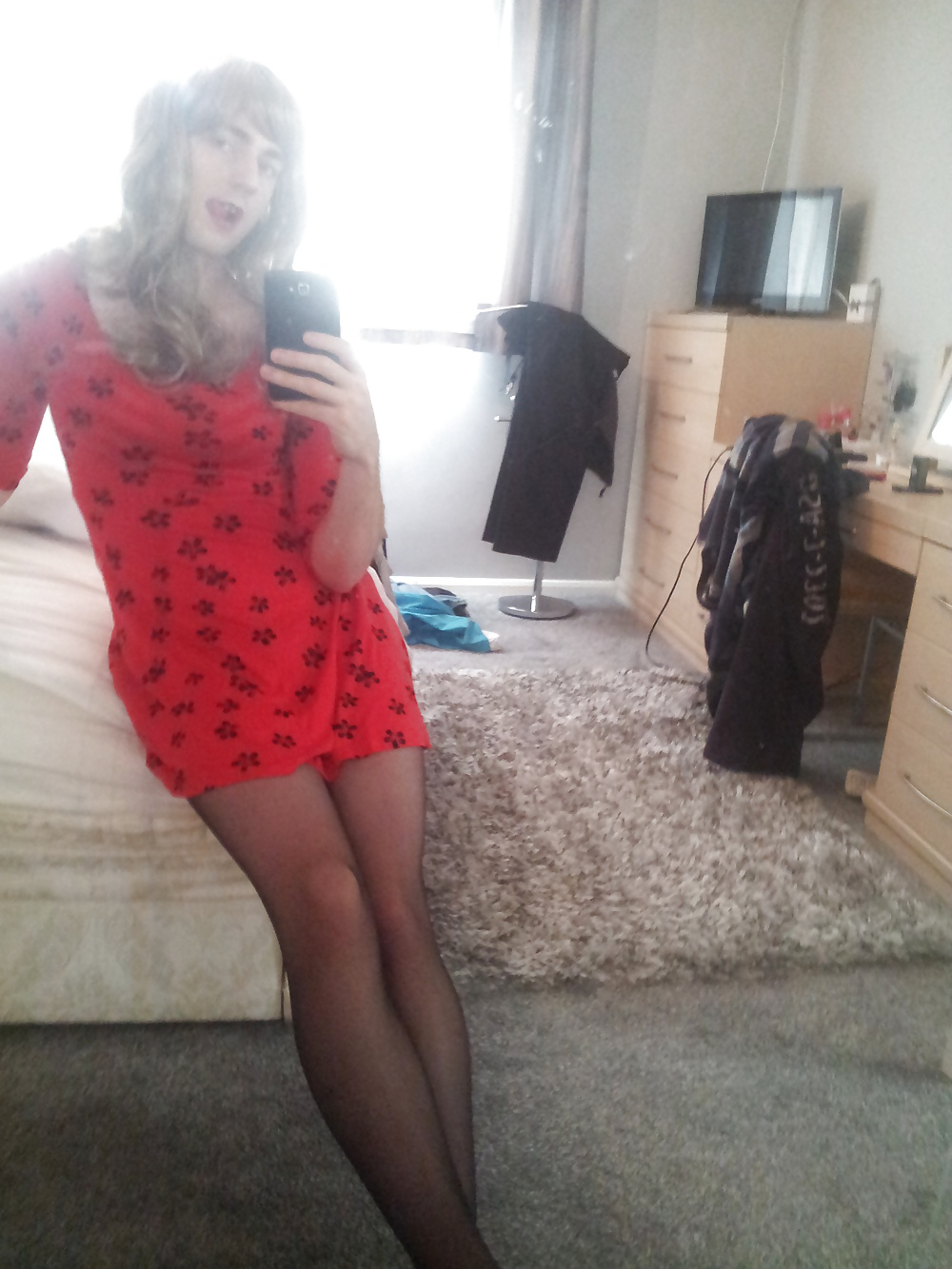 Bored! why not take a few photos :P #26125788