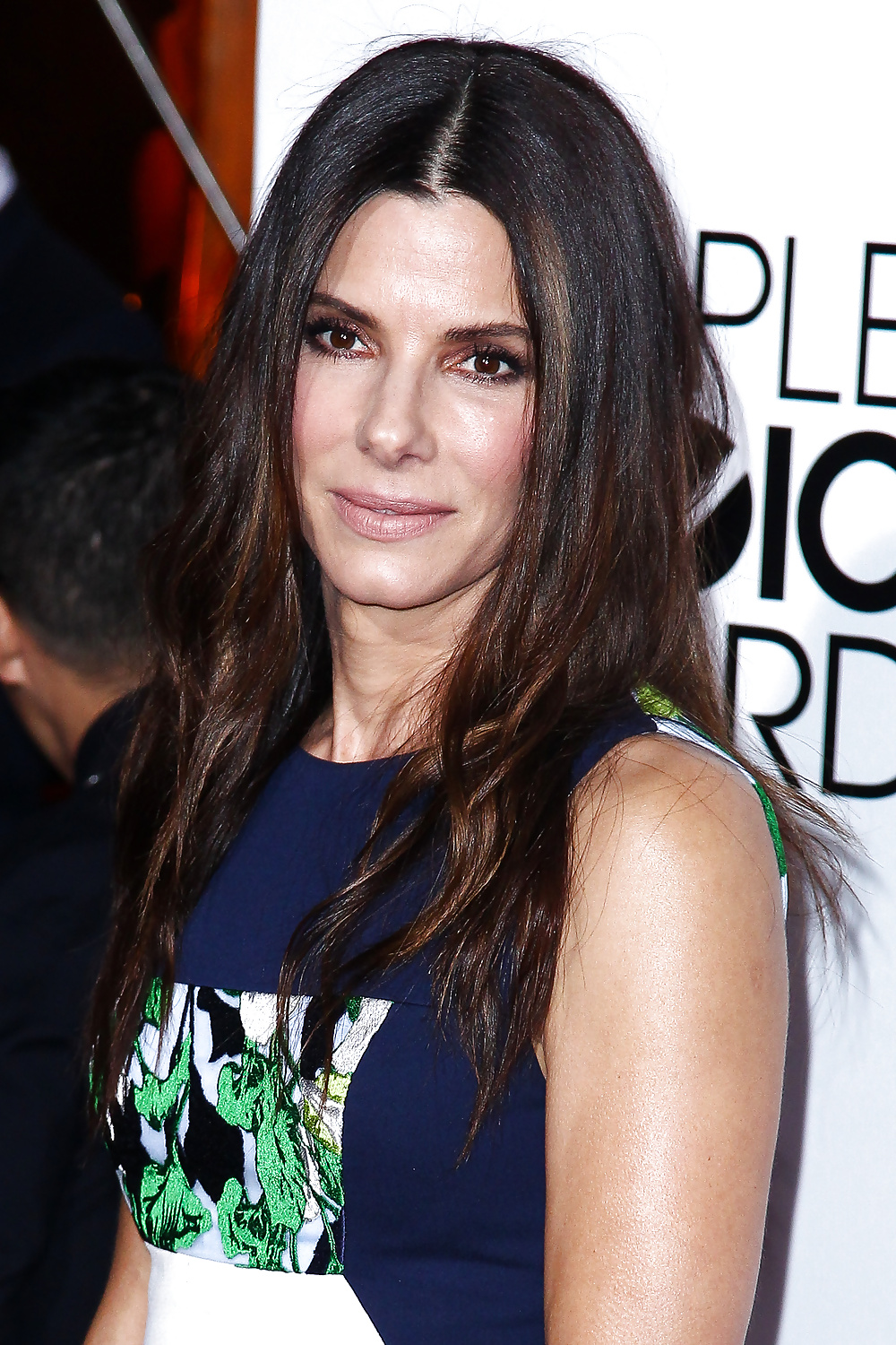 La sexy, leggy y elegante sandra bullock
 #26240230