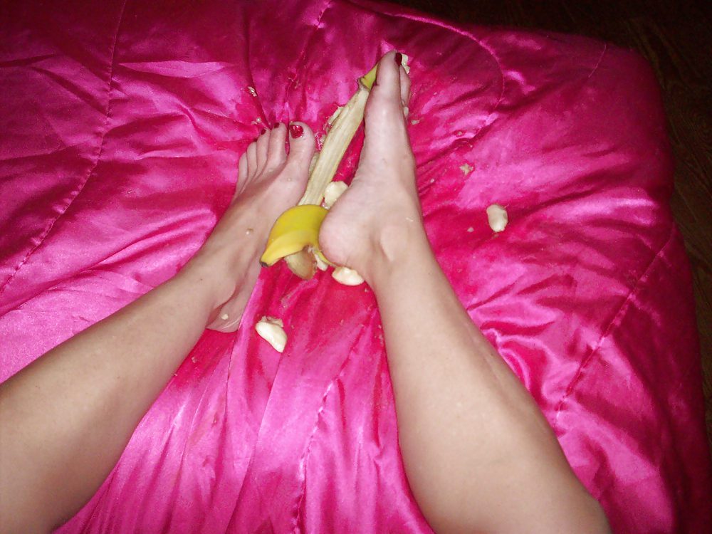 Toes covered in Banana #34430767